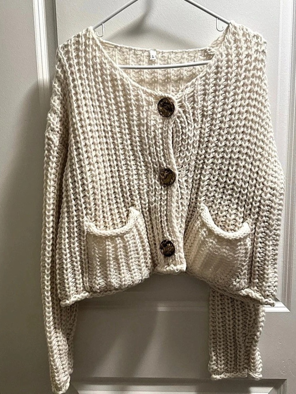 Chunky Knit Cardigan in Cream Like New